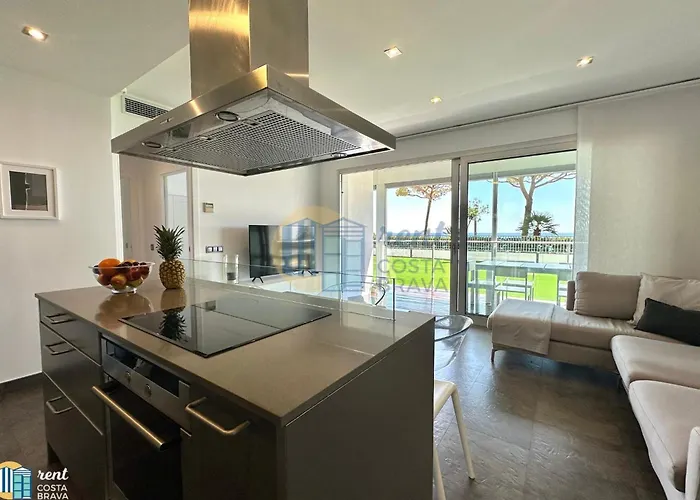 Apartamento Nereides En Platja D'Aro プラヤ・デアロ