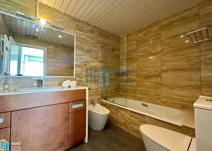 Apartamento Nereides En Platja D'Aro プラヤ・デアロ